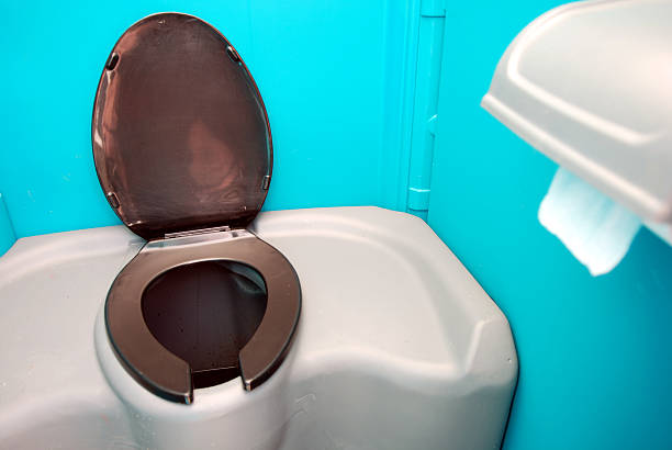 Best Affordable portable toilet rental  in Smithers, WV