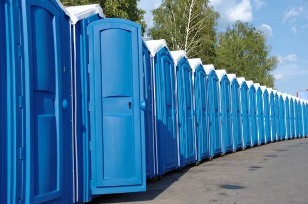 Best Portable bathroom rental  in Smithers, WV